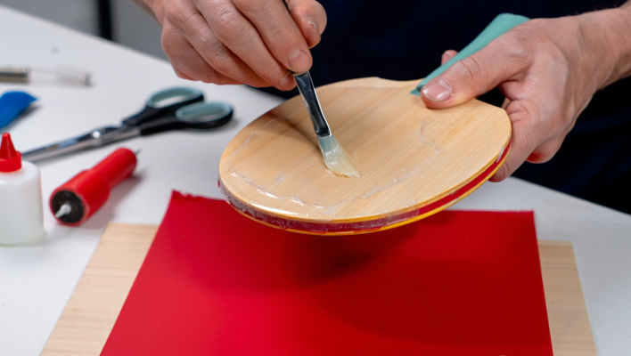 keo dán vợt bóng bàn